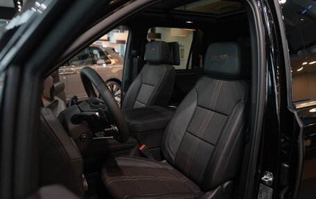 Chevrolet Tahoe IV, 2025 год, 16 990 000 рублей, 8 фотография