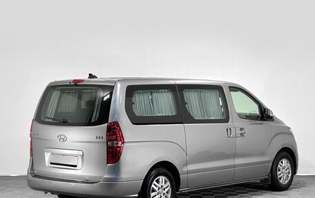 Hyundai H-1 II рестайлинг, 2018 год, 3 198 000 рублей, 2 фотография