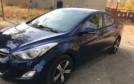 Hyundai Elantra V, 2012 год, 955 000 рублей, 1 фотография