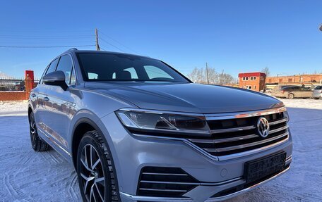 Volkswagen Touareg III, 2019 год, 4 720 000 рублей, 5 фотография