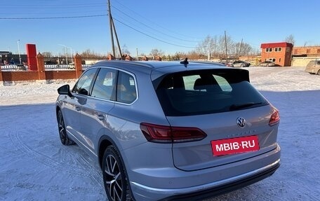 Volkswagen Touareg III, 2019 год, 4 720 000 рублей, 12 фотография