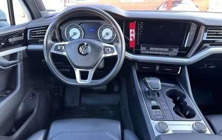 Volkswagen Touareg III, 2019 год, 4 720 000 рублей, 17 фотография