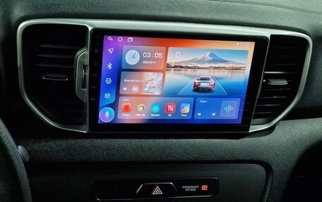 KIA Sportage IV рестайлинг, 2018 год, 2 330 000 рублей, 8 фотография