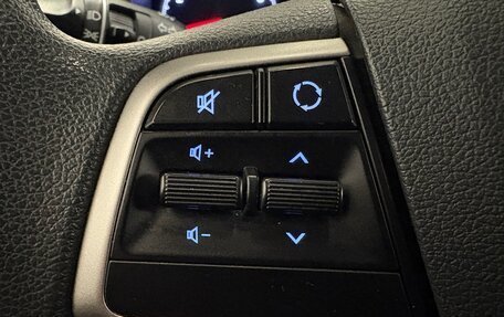 Hyundai Solaris II рестайлинг, 2019 год, 1 399 000 рублей, 10 фотография