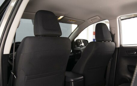 Toyota RAV4, 2017 год, 2 080 000 рублей, 10 фотография