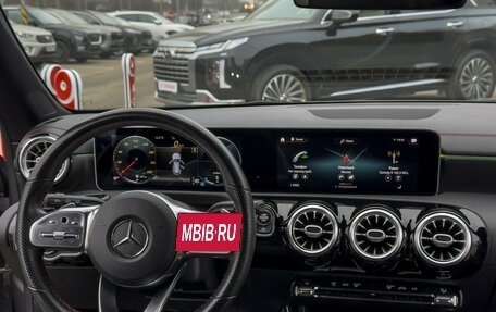 Mercedes-Benz CLA, 2019 год, 2 874 000 рублей, 16 фотография