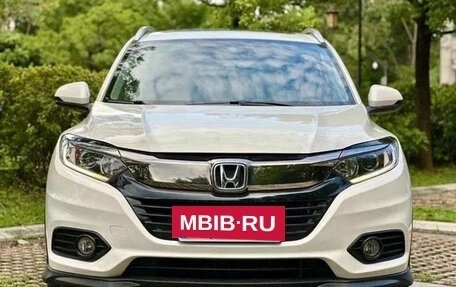 Honda Vezel, 2021 год, 1 360 000 рублей, 2 фотография