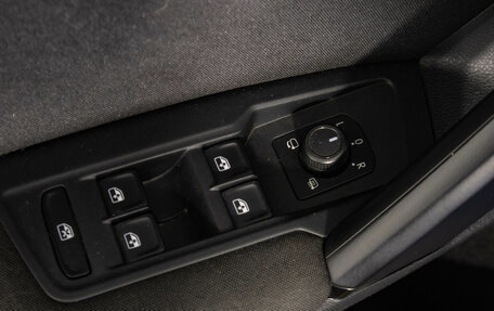 Volkswagen Tiguan II, 2019 год, 2 569 000 рублей, 24 фотография