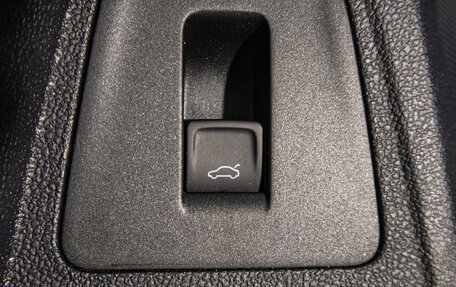 Volkswagen Tiguan II, 2019 год, 2 569 000 рублей, 26 фотография