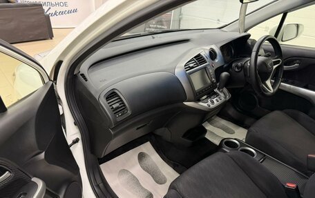 Honda Stream II, 2012 год, 1 549 999 рублей, 12 фотография