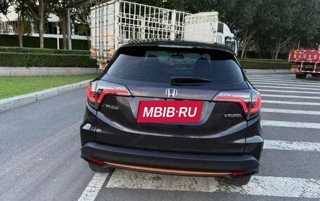 Honda Vezel, 2022 год, 1 360 000 рублей, 4 фотография