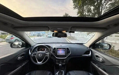 Jeep Cherokee, 2021 год, 1 410 000 рублей, 5 фотография