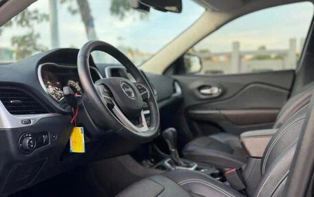 Jeep Cherokee, 2021 год, 1 410 000 рублей, 6 фотография