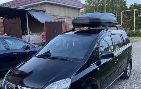 Opel Zafira B, 2011 год, 870 000 рублей, 2 фотография