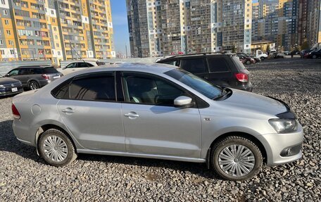 Volkswagen Polo VI (EU Market), 2010 год, 700 000 рублей, 4 фотография