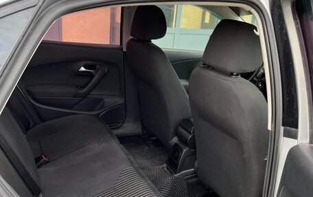 Volkswagen Polo VI (EU Market), 2010 год, 700 000 рублей, 15 фотография