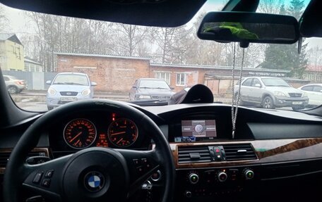 BMW 5 серия, 2007 год, 1 300 000 рублей, 13 фотография