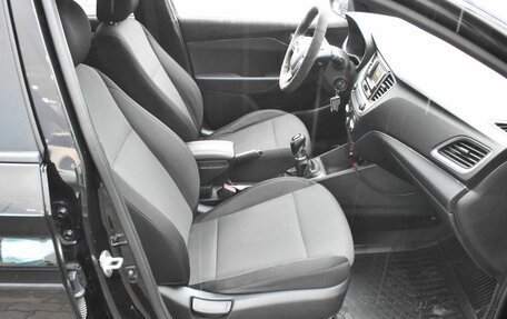 Hyundai Solaris II рестайлинг, 2017 год, 1 145 000 рублей, 10 фотография