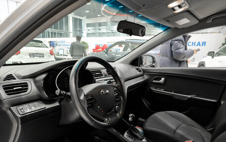 KIA Rio III рестайлинг, 2017 год, 980 000 рублей, 20 фотография