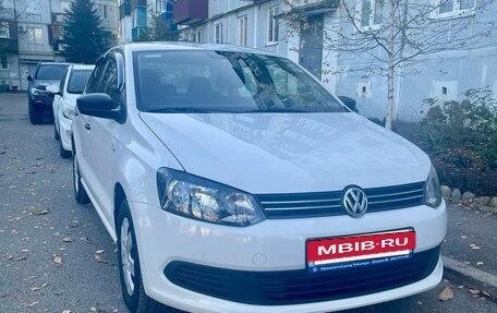 Volkswagen Polo VI (EU Market), 2013 год, 1 100 000 рублей, 3 фотография