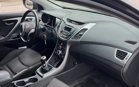 Hyundai Elantra V, 2015 год, 1 120 000 рублей, 13 фотография