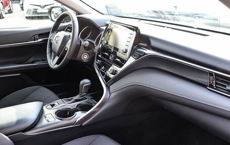 Toyota Camry, 2025 год, 5 490 000 рублей, 16 фотография