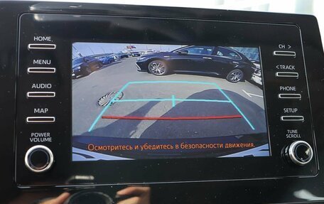Toyota Camry, 2025 год, 5 490 000 рублей, 15 фотография