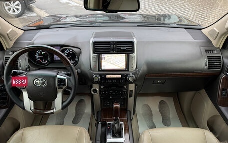 Toyota Land Cruiser Prado 150 рестайлинг 2, 2012 год, 3 440 000 рублей, 17 фотография