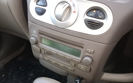 Toyota Platz, 2002 год, 460 000 рублей, 5 фотография