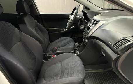 Hyundai Solaris II рестайлинг, 2014 год, 789 999 рублей, 13 фотография