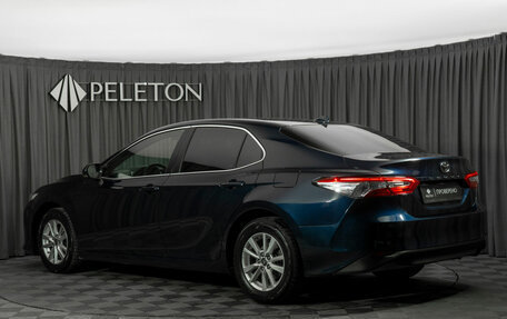 Toyota Camry, 2020 год, 3 080 000 рублей, 10 фотография