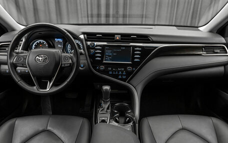 Toyota Camry, 2020 год, 3 080 000 рублей, 15 фотография