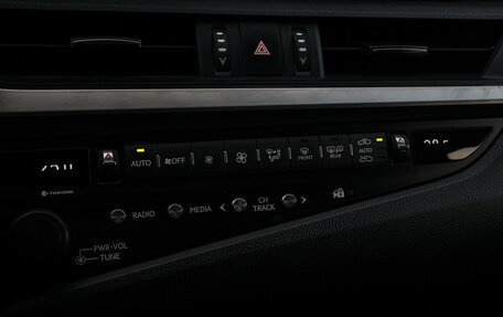 Lexus ES VII, 2018 год, 2 978 000 рублей, 13 фотография