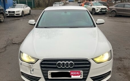 Audi A4, 2012 год, 1 350 000 рублей, 6 фотография