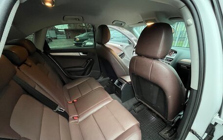 Audi A4, 2012 год, 1 350 000 рублей, 10 фотография