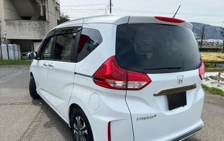 Honda Freed II, 2021 год, 1 635 000 рублей, 8 фотография