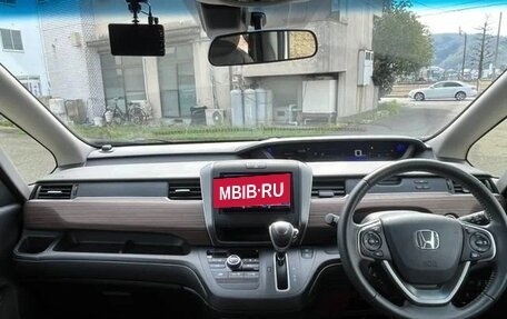 Honda Freed II, 2021 год, 1 635 000 рублей, 10 фотография