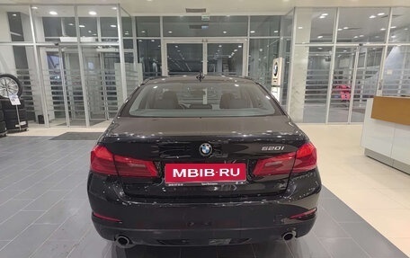 BMW 5 серия, 2019 год, 3 200 000 рублей, 10 фотография