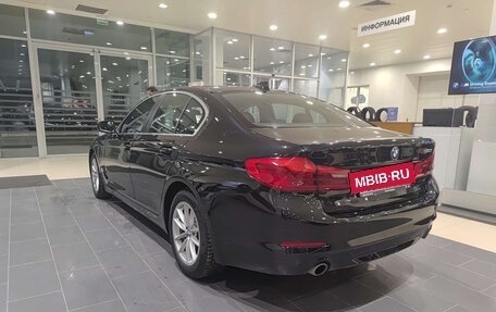 BMW 5 серия, 2019 год, 3 200 000 рублей, 11 фотография