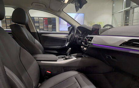 BMW 5 серия, 2019 год, 3 200 000 рублей, 15 фотография