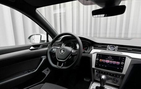 Volkswagen Passat B8 рестайлинг, 2018 год, 2 299 000 рублей, 7 фотография