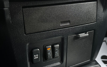 Mitsubishi Pajero IV, 2012 год, 1 990 000 рублей, 11 фотография