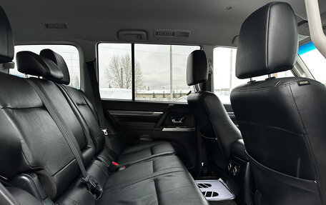 Mitsubishi Pajero IV, 2012 год, 1 990 000 рублей, 16 фотография