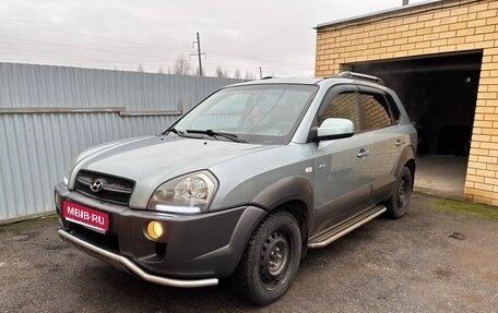 Hyundai Tucson III, 2006 год, 780 000 рублей, 1 фотография