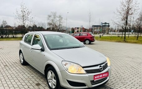Opel Astra H, 2011 год, 585 000 рублей, 1 фотография