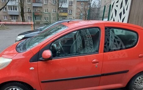 Peugeot 107 I рестайлинг, 2007 год, 400 000 рублей, 2 фотография