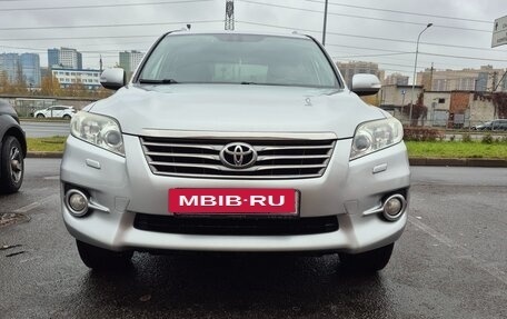 Toyota RAV4, 2011 год, 1 400 000 рублей, 2 фотография