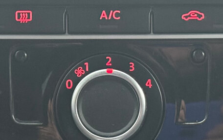 Volkswagen Jetta VI, 2014 год, 899 000 рублей, 19 фотография