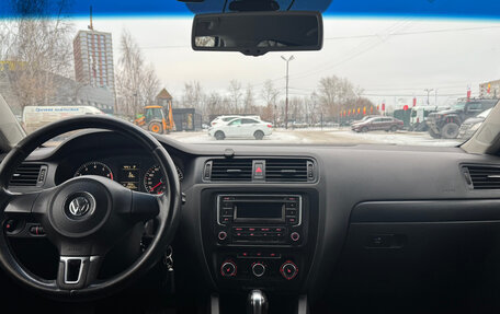 Volkswagen Jetta VI, 2014 год, 899 000 рублей, 14 фотография