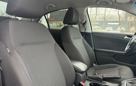 Volkswagen Jetta VI, 2014 год, 899 000 рублей, 11 фотография